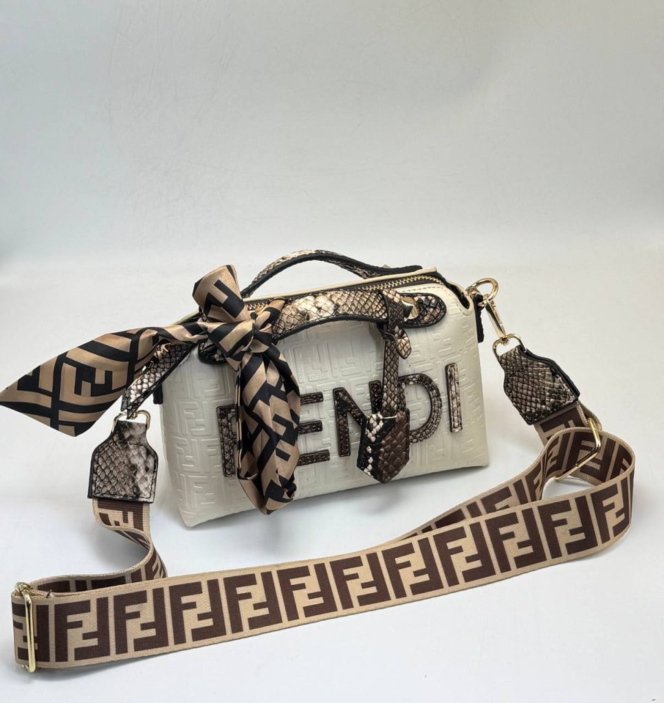 FENDI Women's Handbag Model Small Handbag