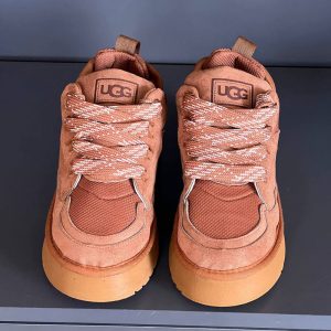 کفش کتونی زنانه UGG
