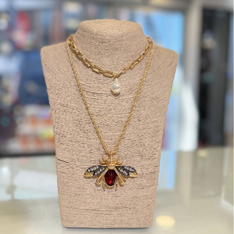 Zaharoff2 گردنبند آویز طرح زنبور – نماد انرژی، تلاش و درخشش