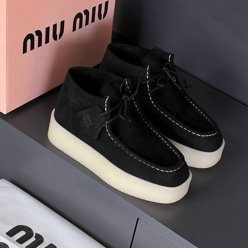 MİU MİU Winter Boots