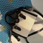 Tory Burch Women's Bag Model B2