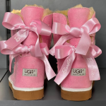 UGG & BARBIE boot and hat set