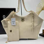 CHANEL Maxi Shoulder Bag