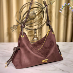 کیف دوشی زنانه Miu Miu Aventure EIR