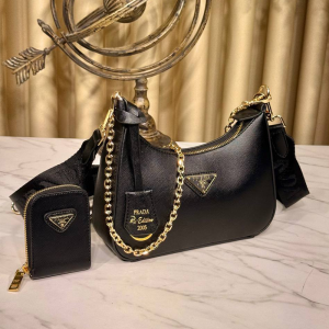 Prada Re-Edition 2005 Saffiano Women's Shoulder Bag